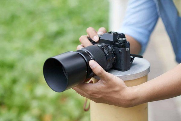 Quels réglages pour optimiser la stabilisation vidéo sur un OnePlus 9 Pro lors de la capture de sports extrêmes?